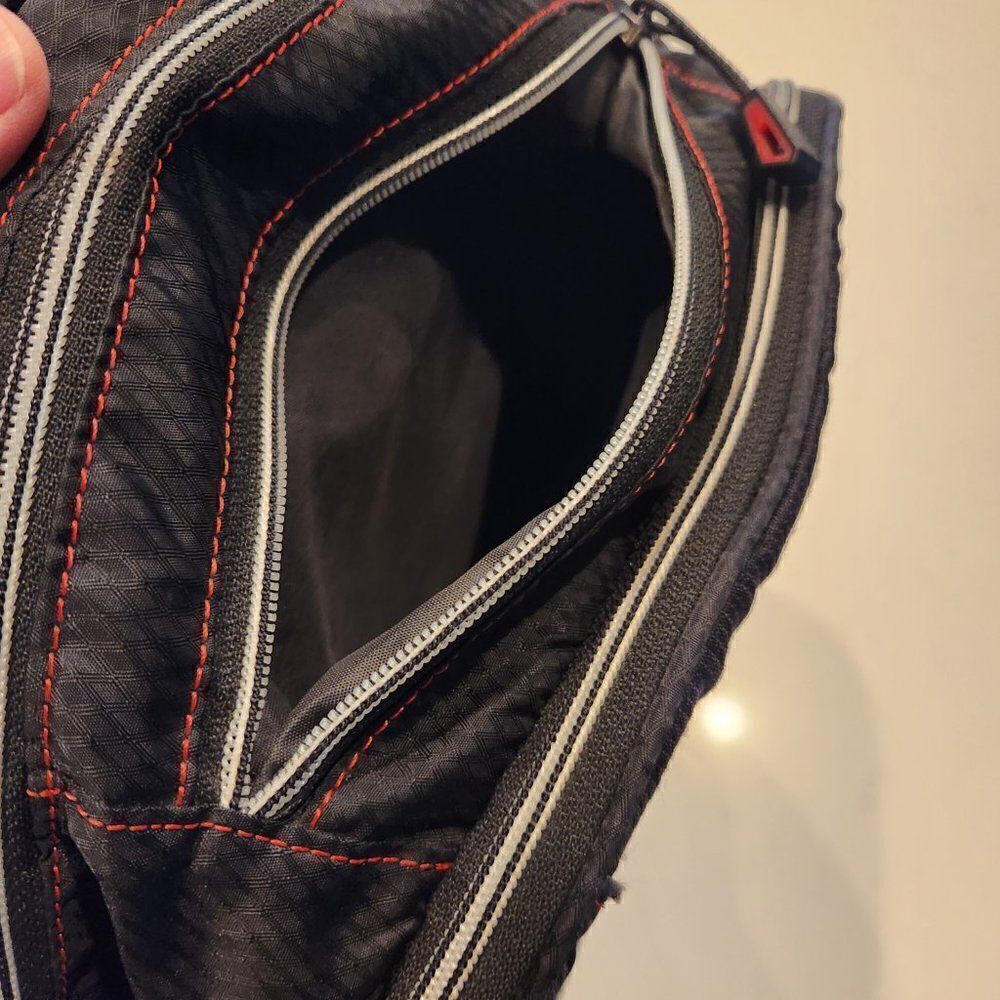 Taylormade Executive backpack. - Picture 6 of 8